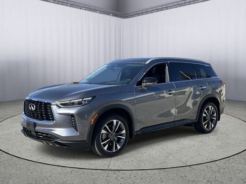 Certified 2023 INFINITI QX60 Luxe w/ Cargo Package FWD image 2