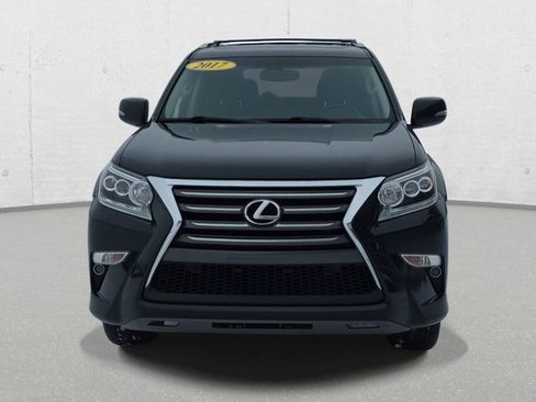 Used 2017 Lexus GX 460 Premium image 2