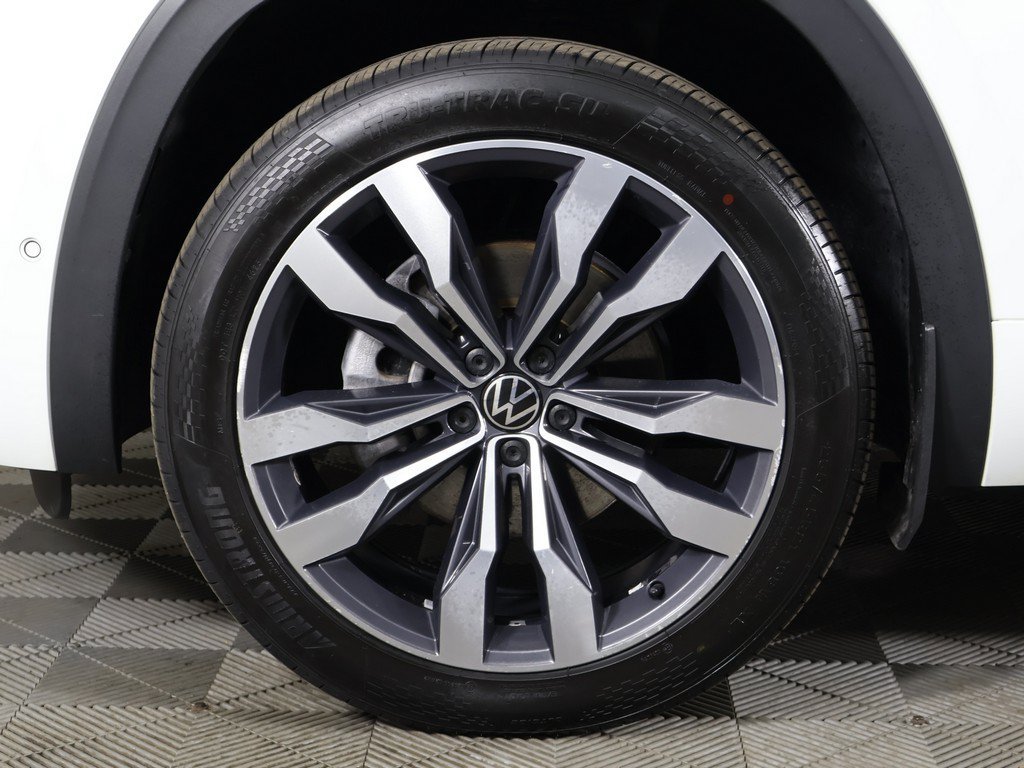 Used 2021 Volkswagen Atlas Cross Sport SEL Premium R-Line AWD/4WD image 27
