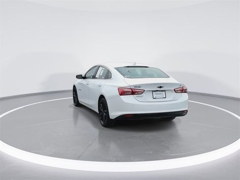 Used 2024 Chevrolet Malibu LT image 7