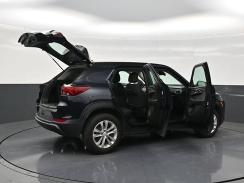 Used 2021 Chevrolet TrailBlazer LS FWD image 28