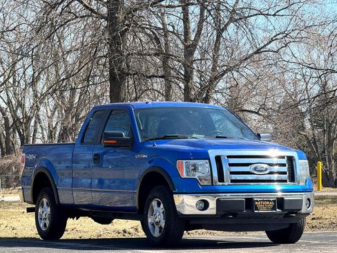 Used 2011 Ford F150 XLT w/ XLT Convenience Pkg image 2