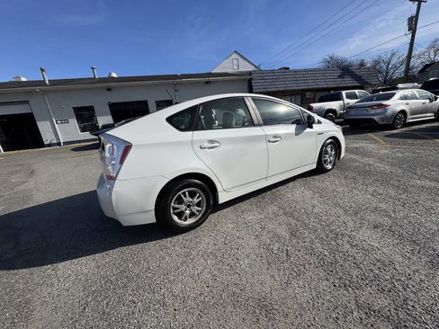 Used 2010 Toyota Prius Four image 21