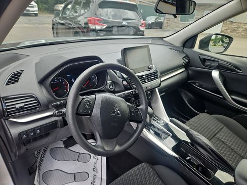 Used 2024 Mitsubishi Eclipse Cross LE AWD/4WD image 13