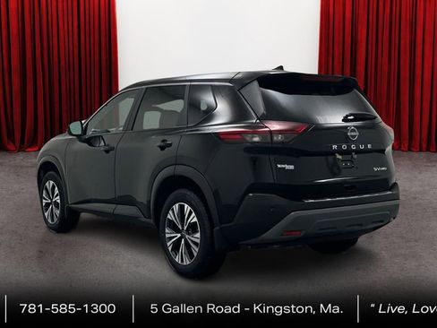 Used 2023 Nissan Rogue SV image 7
