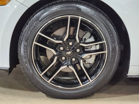 Used 2020 Ford Mustang Premium RWD image 28