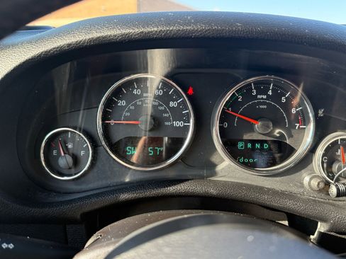 Used 2015 Jeep Wrangler Sport w/ Quick Order Package 24S image 27