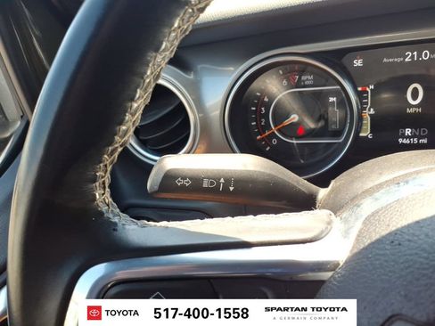 Used 2021 Jeep Wrangler Unlimited Sahara w/ Uconnect 4C Nav & Sound Group AWD/4WD image 25