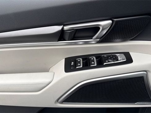 New 2025 Kia Telluride S image 12
