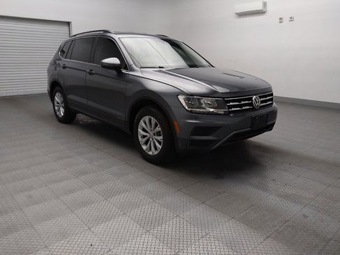 Used 2019 Volkswagen Tiguan SEL R-Line image 13