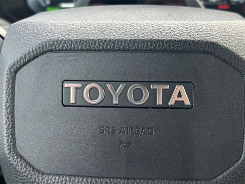 Used 2024 Toyota Land Cruiser image 43