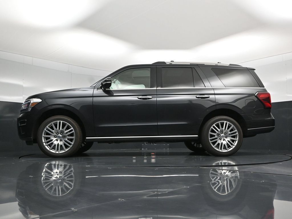 Used 2024 Ford Expedition Limited AWD/4WD image 60