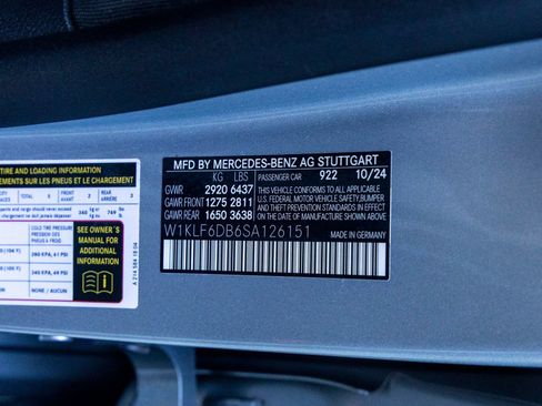 Used 2025 Mercedes-Benz E 53 AMG e 4MATIC Sedan image 31