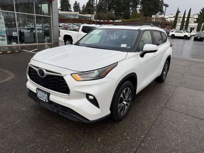 Certified 2023 Toyota Highlander XLE