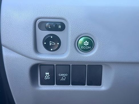 Used 2017 Honda Ridgeline RTS image 16