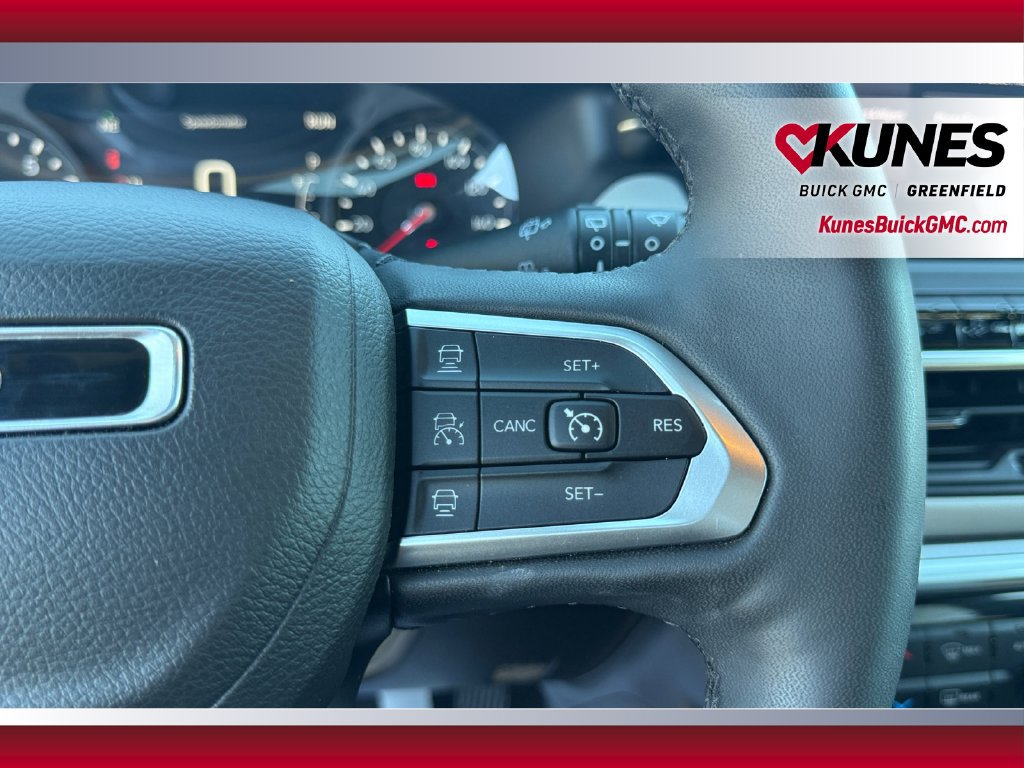 Used 2025 Jeep Compass Limited AWD/4WD image 18