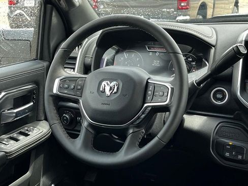 Used 2025 RAM 2500 Laramie AWD/4WD image 6