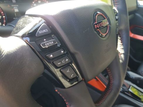 Certified 2025 Nissan Frontier PRO-4X w/ Pro Premium Package AWD/4WD image 19