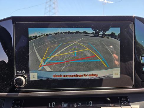 Used 2025 Toyota Camry LE FWD image 20