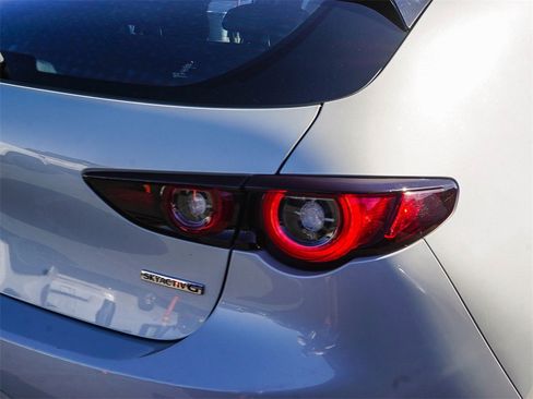 Used 2024 MAZDA MAZDA3 s image 7