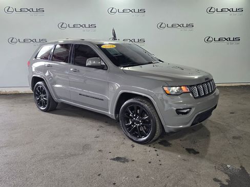 Used 2022 Jeep Grand Cherokee Laredo X RWD image 3