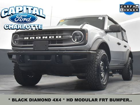 Used 2023 Ford Bronco Black Diamond image 22