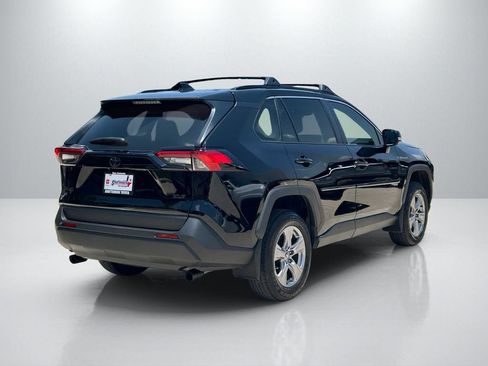 Used 2025 Toyota RAV4 XLE w/ Convenience Package FWD image 5