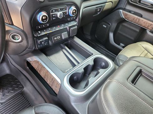 Used 2022 GMC Sierra 2500 Denali image 20