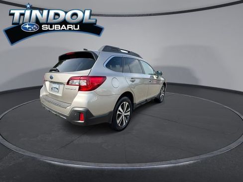 Used 2019 Subaru Outback 2.5i Limited AWD/4WD image 8