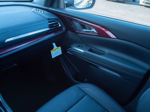New 2026 Chevrolet Traverse Z71 w/ Enhanced Driving Package AWD/4WD image 14