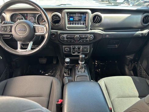 Used 2020 Jeep Gladiator Sport w/ Quick Order Package 24S AWD/4WD image 14