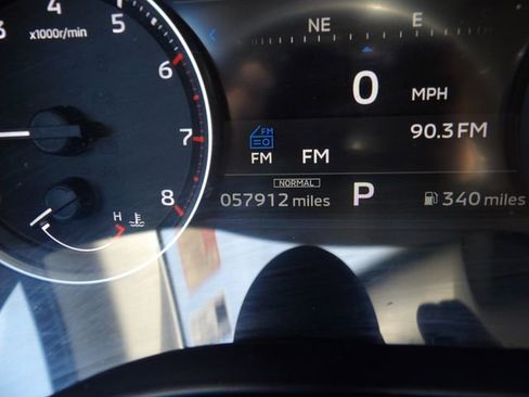 Used 2024 Mitsubishi Outlander SE AWD/4WD image 18