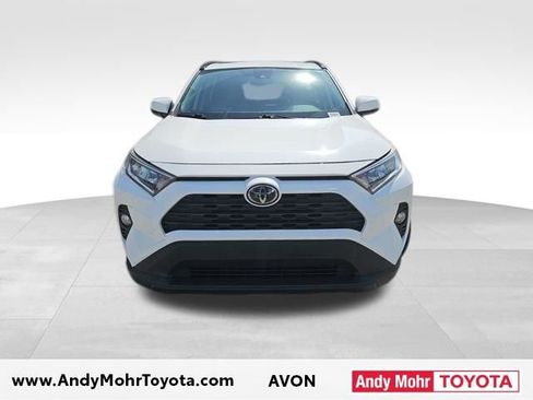 Used 2019 Toyota RAV4 XLE Premium image 3