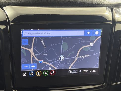 Used 2023 Chevrolet Traverse Premier image 20