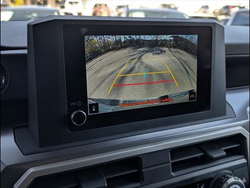 Used 2024 Toyota Tacoma SR5 image 11