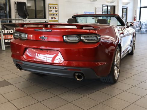 Used 2021 Chevrolet Camaro SS w/ Wild Cherry Design Package 1 RWD image 10