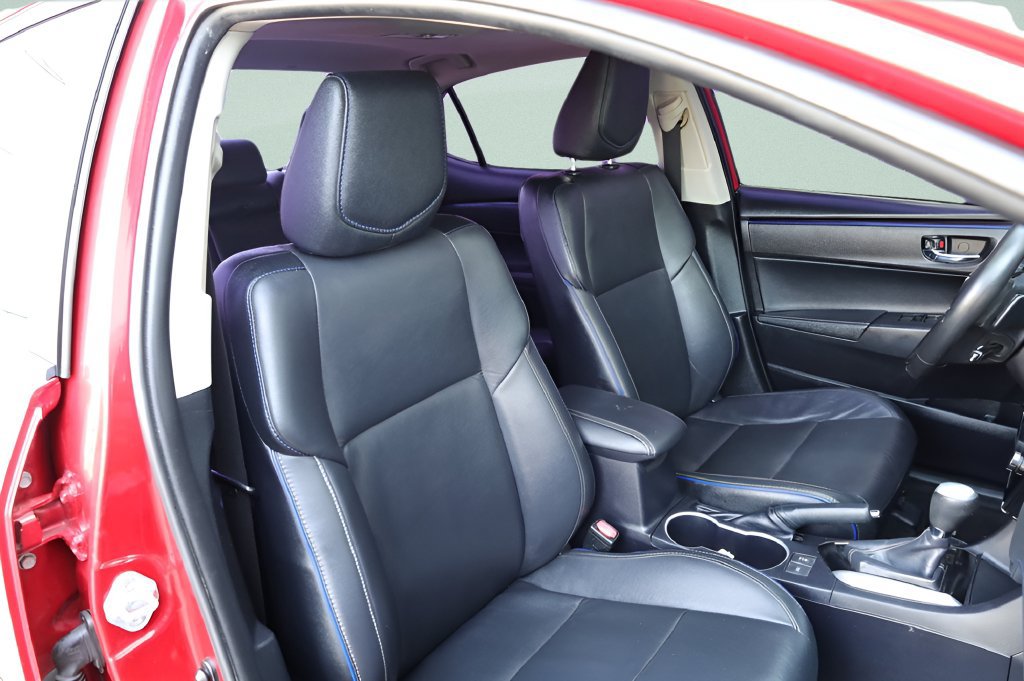 Certified 2017 Toyota Corolla XSE w/ Carpet Mat Package (TMS) FWD image 23