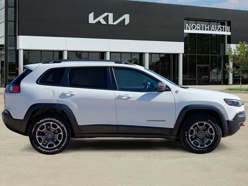 Used 2020 Jeep Cherokee Trailhawk w/ Cold Weather Group image 7