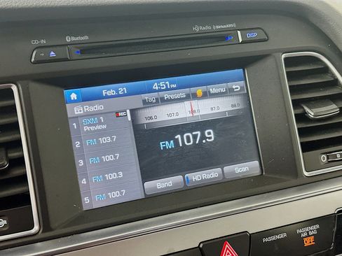 Used 2017 Hyundai Sonata Sport w/ Value Edition Package 02 image 19