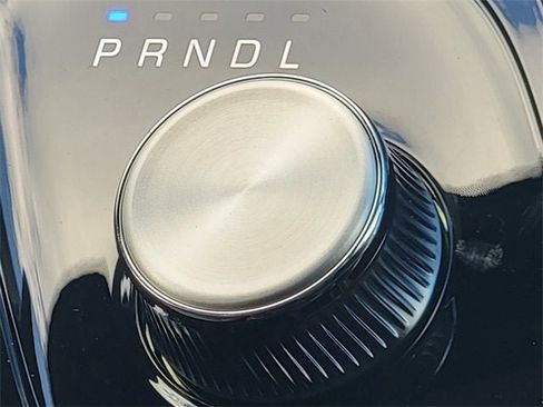 New 2026 Chrysler Pacifica Select image 30