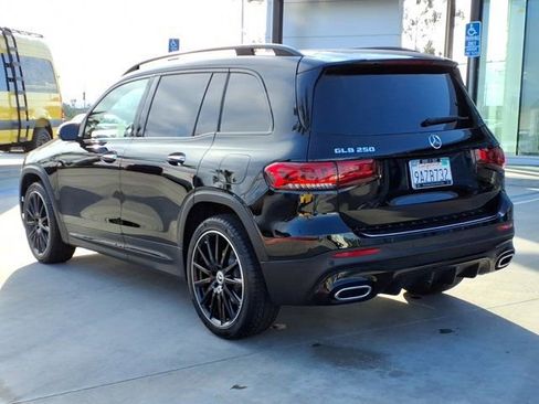 Certified 2022 Mercedes-Benz GLB 250 image 21