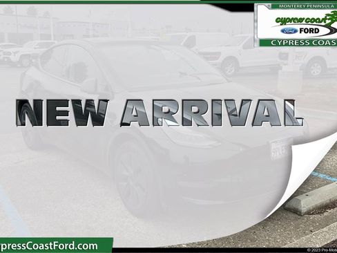Used 2024 Tesla Model Y Long Range RWD image 1