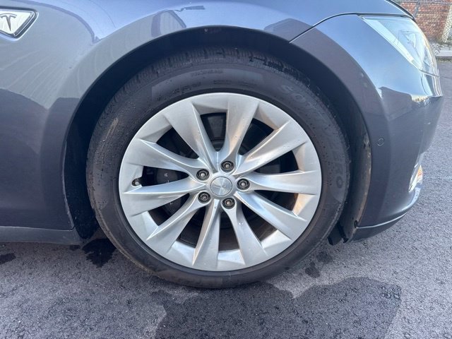 Used 2015 Tesla Model S 85D AWD/4WD image 24