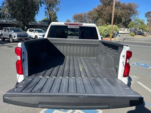 Used 2023 Chevrolet Silverado 1500 RST w/ Convenience Package II AWD/4WD image 9