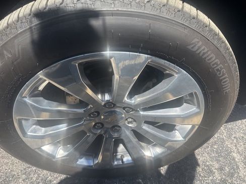 Used 2022 Chevrolet Tahoe Premier w/ Max Trailering Package image 5