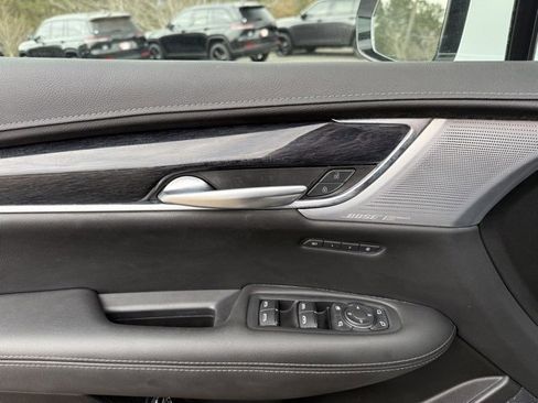 Used 2023 Cadillac XT5 Premium Luxury image 15