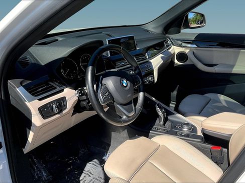 Used 2020 BMW X1 xDrive28i w/ Premium Package AWD/4WD image 16