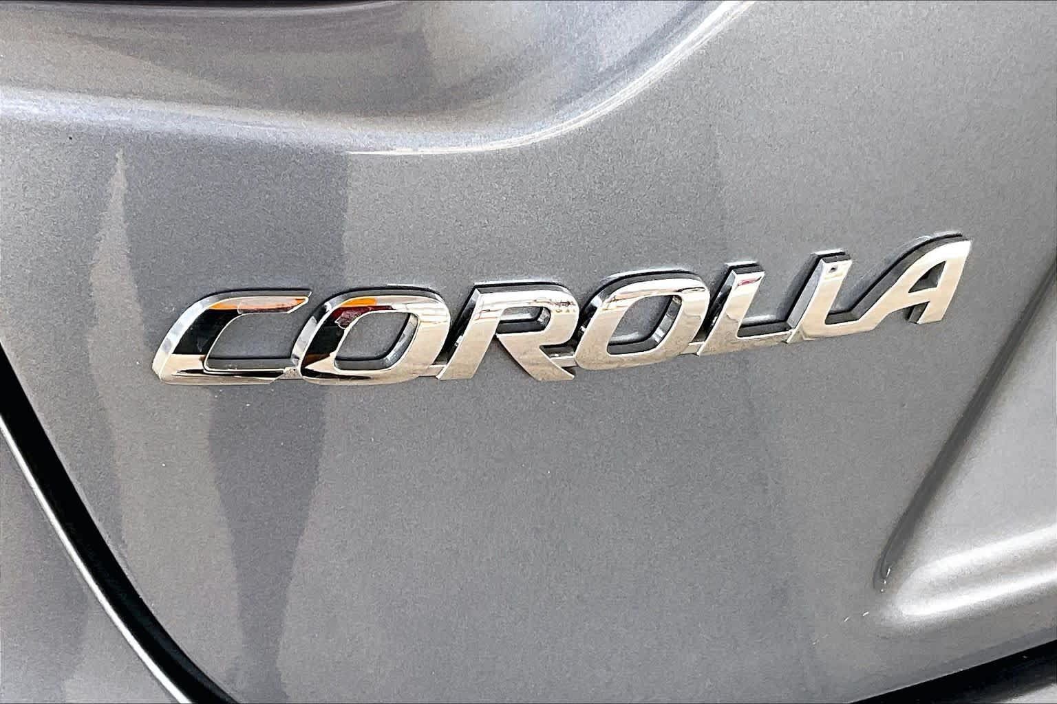 Used 2025 Toyota Corolla SE FWD image 10