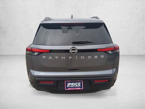 Used 2025 Nissan Pathfinder SV FWD image 7