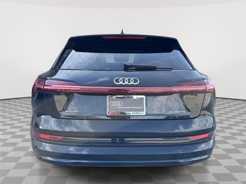 Used 2021 Audi e-tron Premium w/ Convenience Plus Package image 6